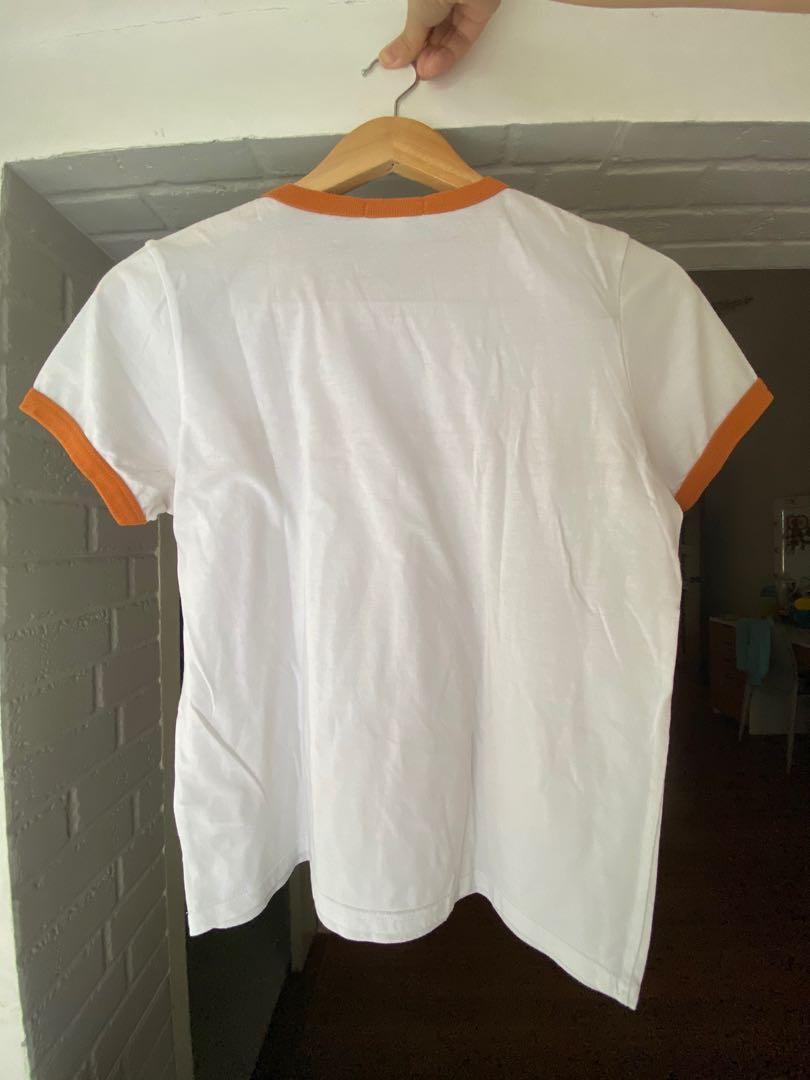Forever 21 Shirt (Category: Shirts) located in San Juan City. Submitted by angesioson (Listing ID 1017705668, Image 2). Description: ❤️❤️❤️ - Pre-loved but still in good condition - Fits M-L frames (Fits S too but a bigger/looser fit) - RFS: Not my style anymore - No flaws ❤️❤️❤️.