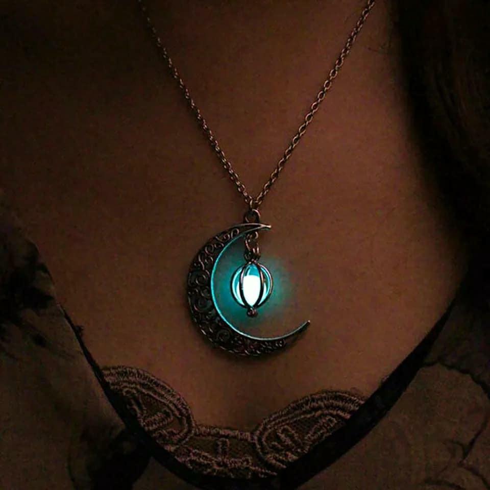 Glow in the dark necklace pendant Women s Fashion Jewelry