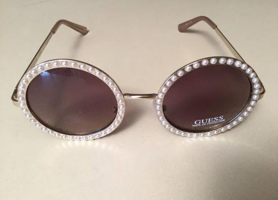 guess pearl sunglasses