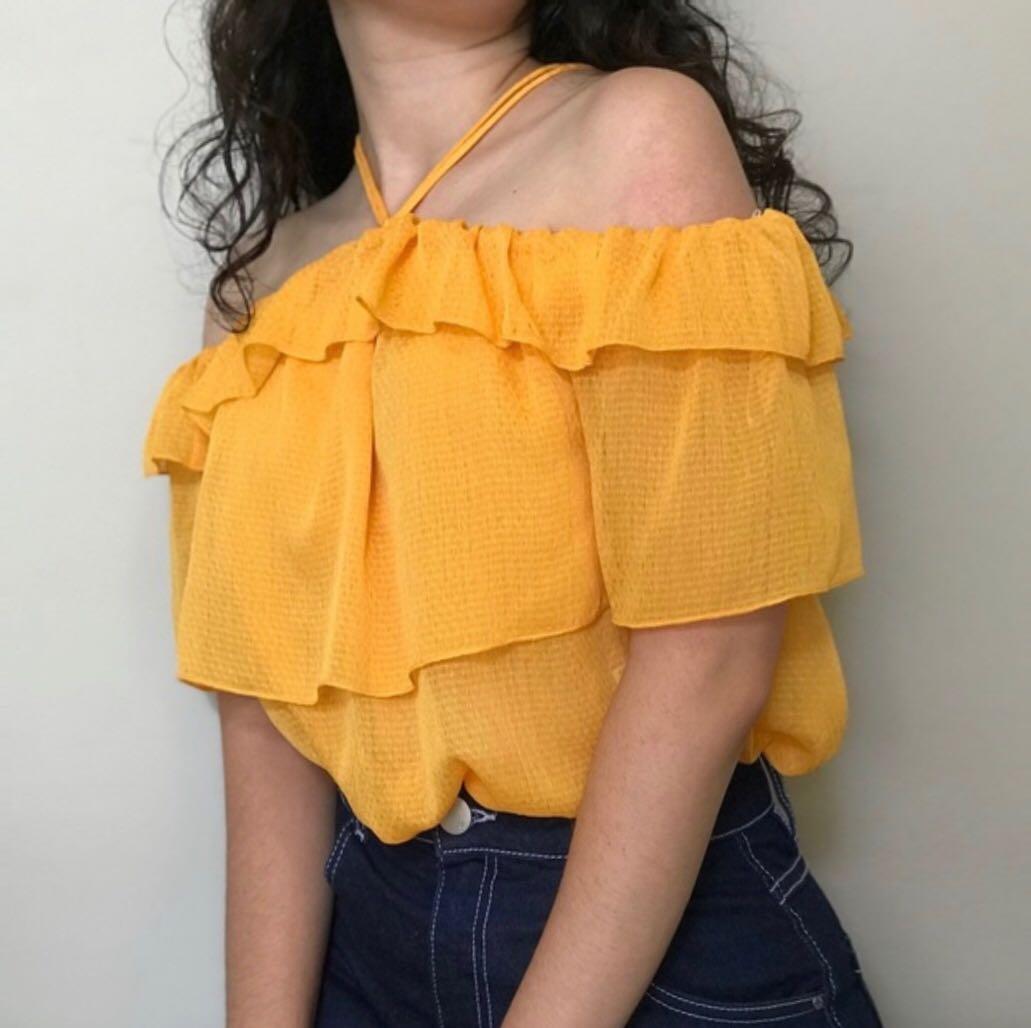 H&m yellow off 2025 shoulder top