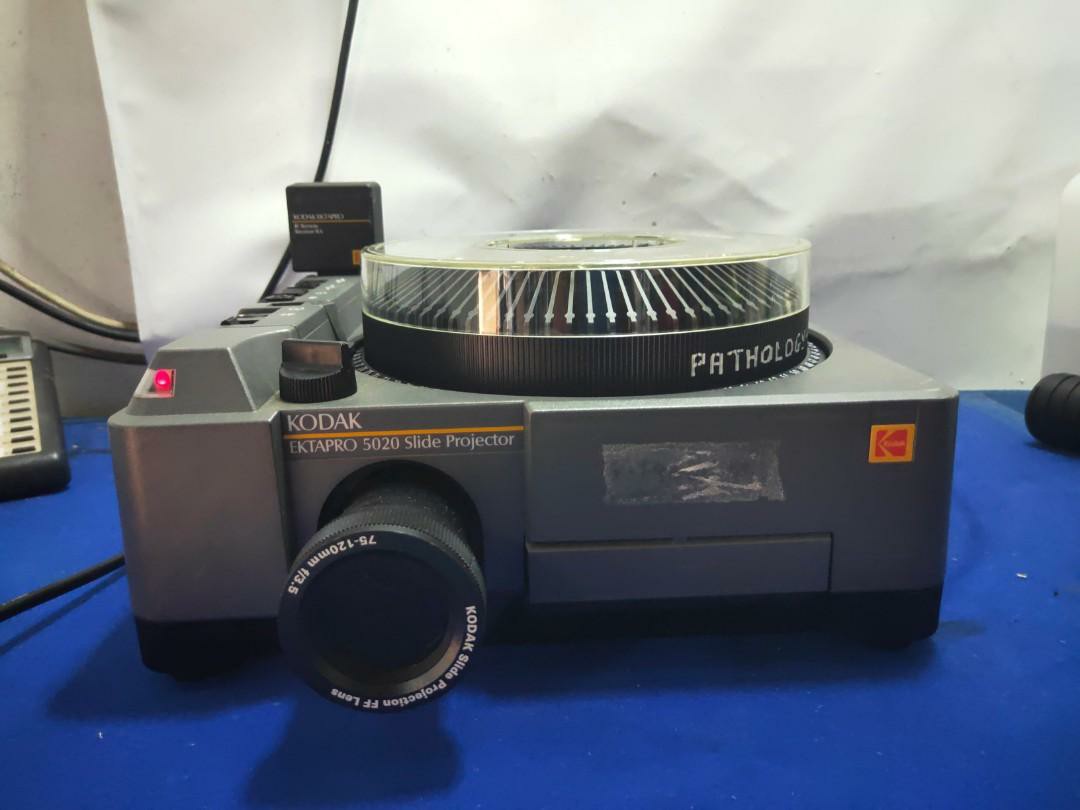 KODAK EKTAPRO 5020 Slide Projector 80 each, Photography, Cameras on Carousell