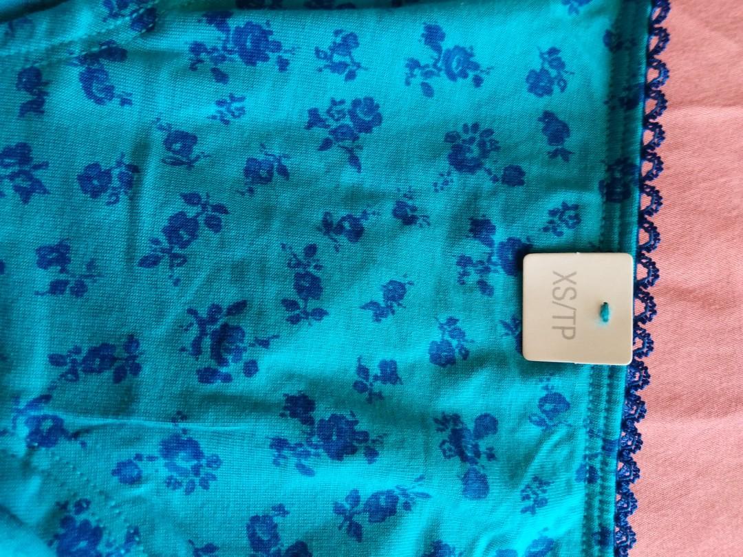 LA SENZA BLUE FLORAL UNDIES (Category: Traditional & Ethnic wear) located in Makati City. Submitted by mimmyche (Listing ID 1017794665, Image 3). Description: No time to buy new undies at the mall due to lock down? Worry no more, find comfortable and sexy undies that is less than mall and online store price..