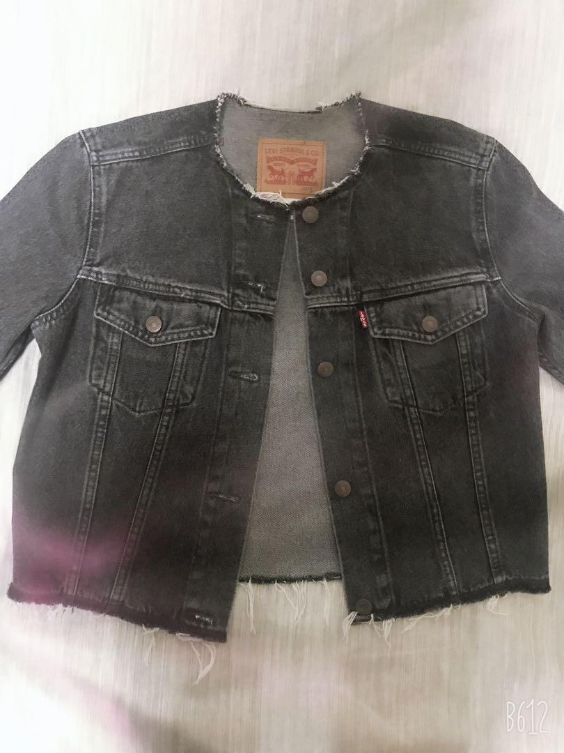 levis collarless denim jacket