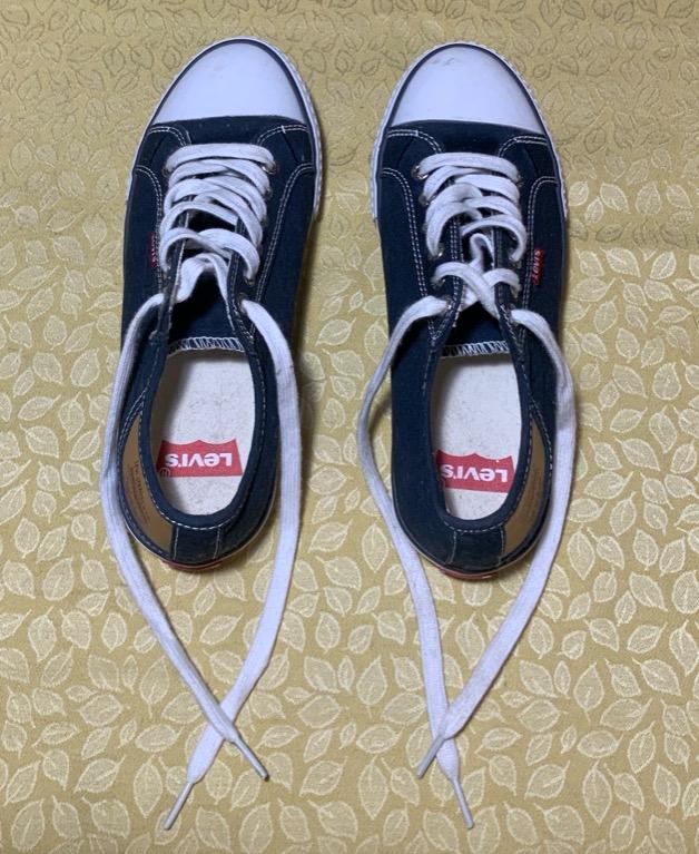 women's levi's stan buck sneakers