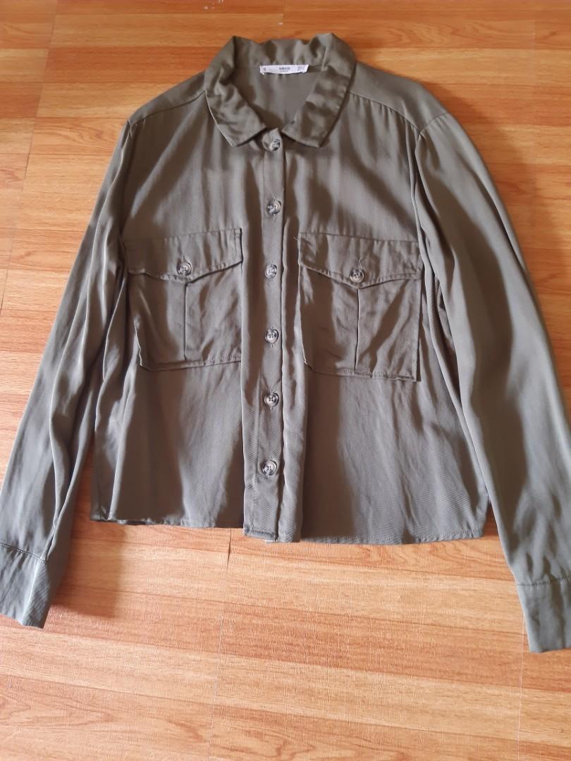 Mango button down top (Category: Blouses) located in Angeles City. Submitted by mommycris31 (Listing ID 1017671561, Image 1). Description: Used once.