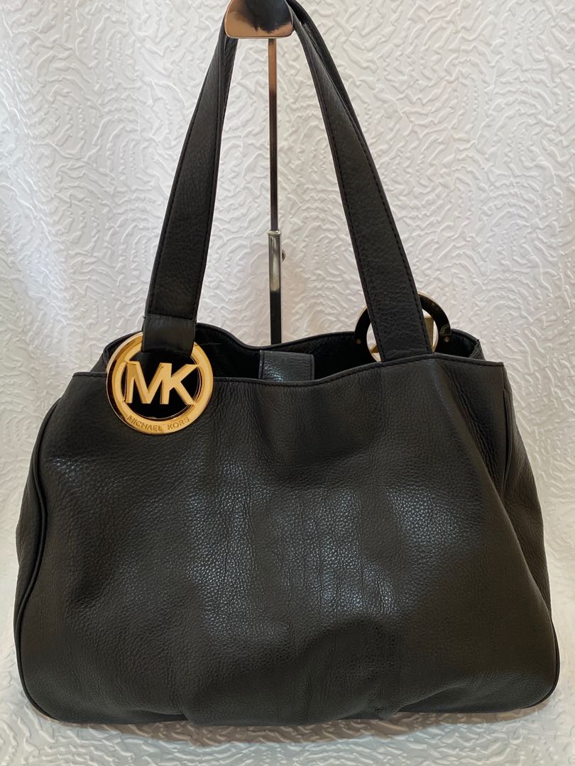 Michael Kors leather bag, Luxury, Bags 