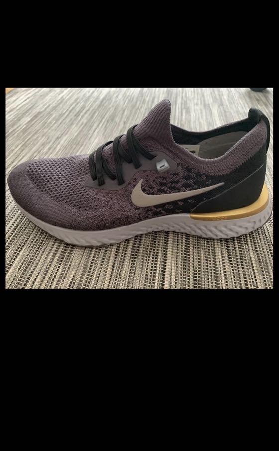 Nike epic react （分類：波鞋）位於 Hong Kong。 由 lsfffffffff 提交（商品編號 1017807385，圖片 2）。簡介： 90% new Can adjust the price Can meet up Urgent for money。