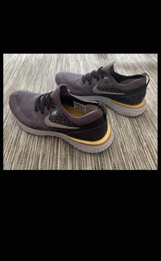 Nike epic react （分類：波鞋）位於 Hong Kong。 由 lsfffffffff 提交（商品編號 1017807385，圖片 5）。簡介： 90% new Can adjust the price Can meet up Urgent for money。