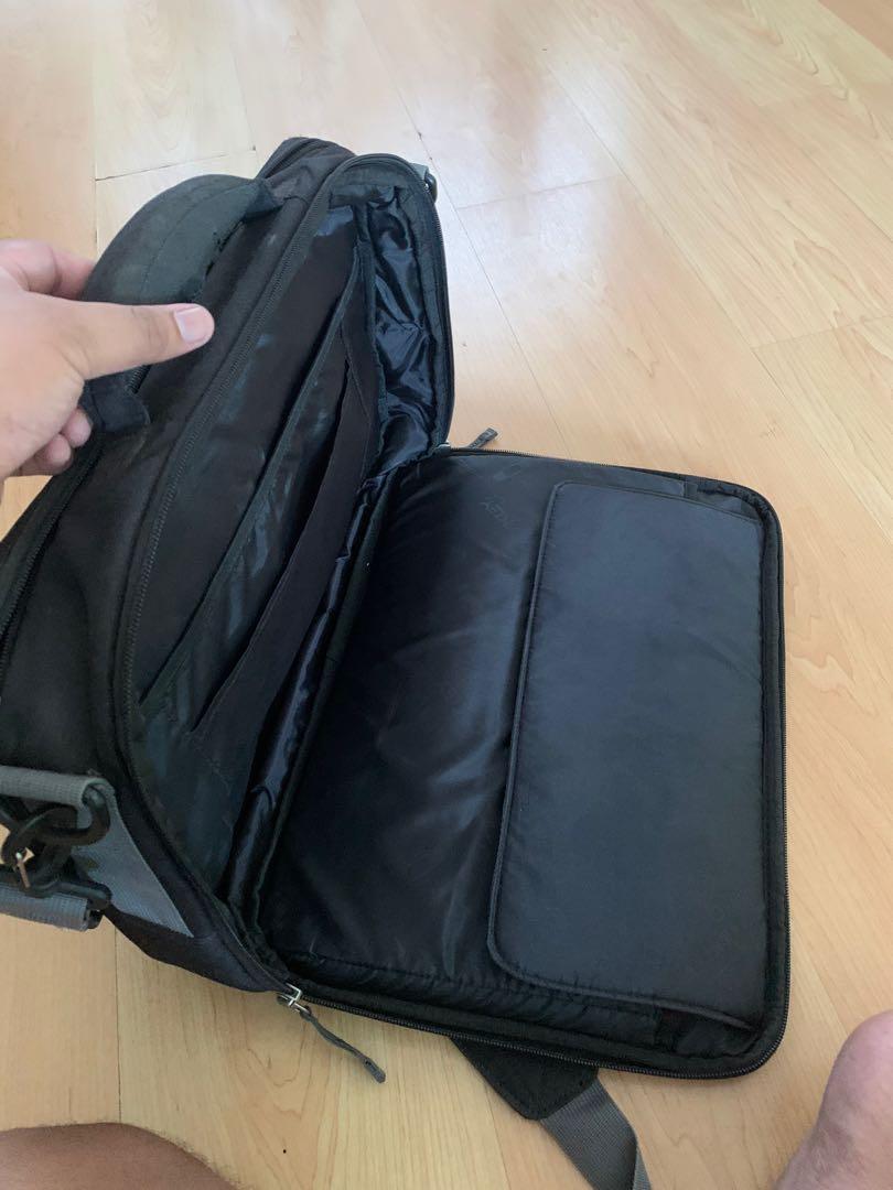 Oakley laptop sling bag, Men's Fashion, Bags, Sling Bags on Carousell