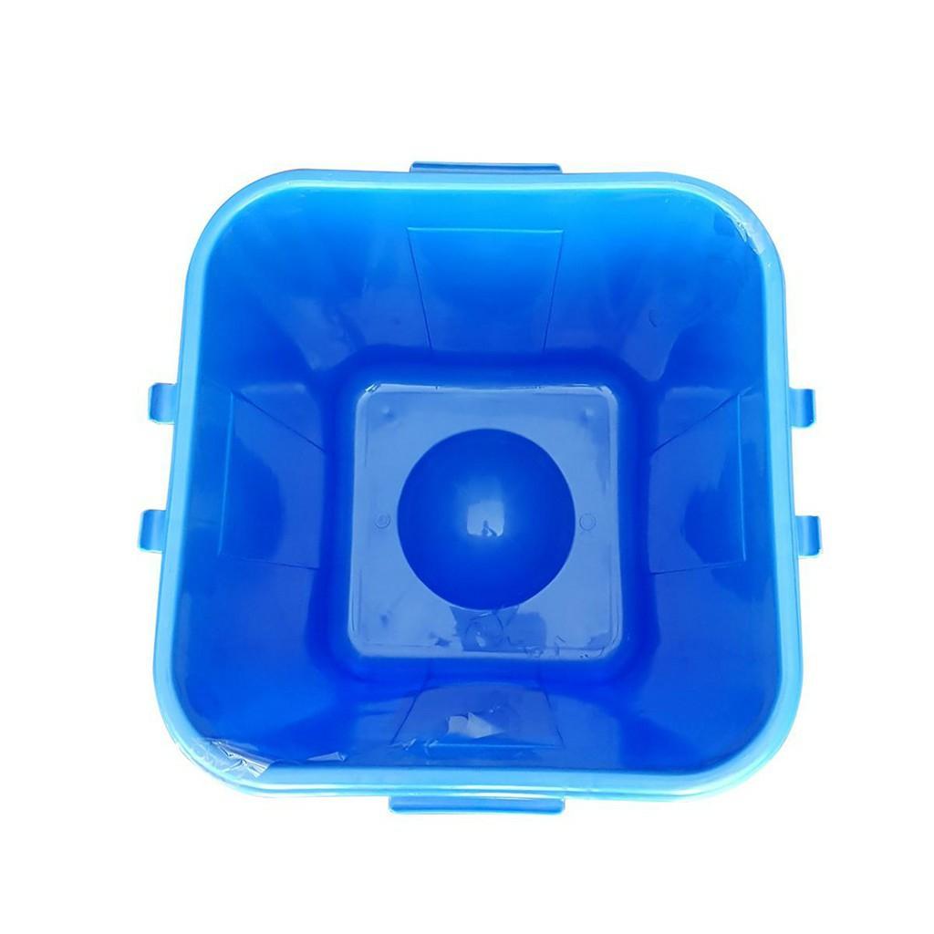 Orocan Quadro Utility Can 70L Water Drum Water Container (Category: Cleaning Tools & Supplies) located in Manila. Submitted by xcel.prime (Listing ID 1017633721, Image 3). Description: Available size: 70L - ( 65 x 45.2 x 46.2cm ) - Php 605 90L - ( 72 x 47.8 x 48.5 cm ) - Php 788 Available color: Blue Fuschia Pink Payment: Online Banking Gcash Cash on Delivery Pick up or Delivery only. Manila area.