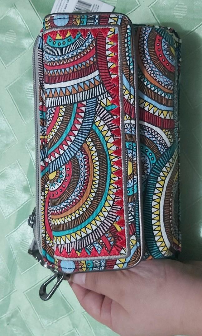 Sakroots luna sale crossbody