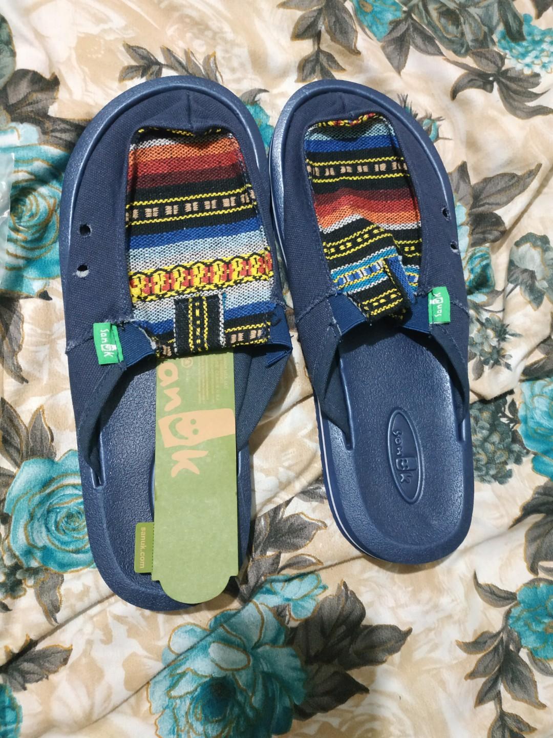 Sanuk Size 11, Men's Fashion, Footwear 