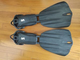 (Category: ) located in . Submitted by pier1 (Listing ID 1017634307, Image 1). Description: .