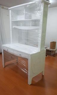 Study table white. Very good quality