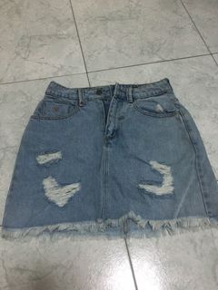 (Category: ) located in . Submitted by clothespree (Listing ID 1017746528, Image 1). Description: .