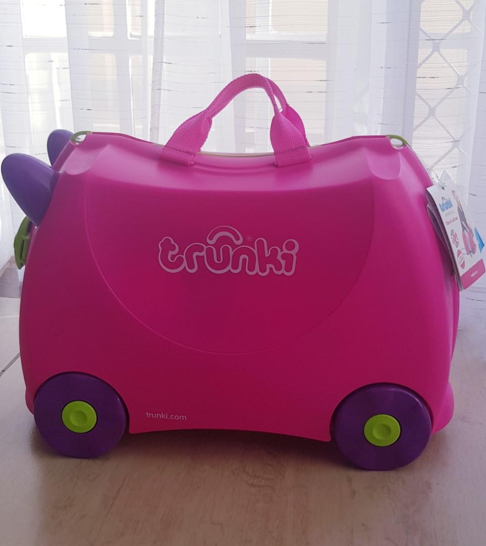 baby suitcase trunki