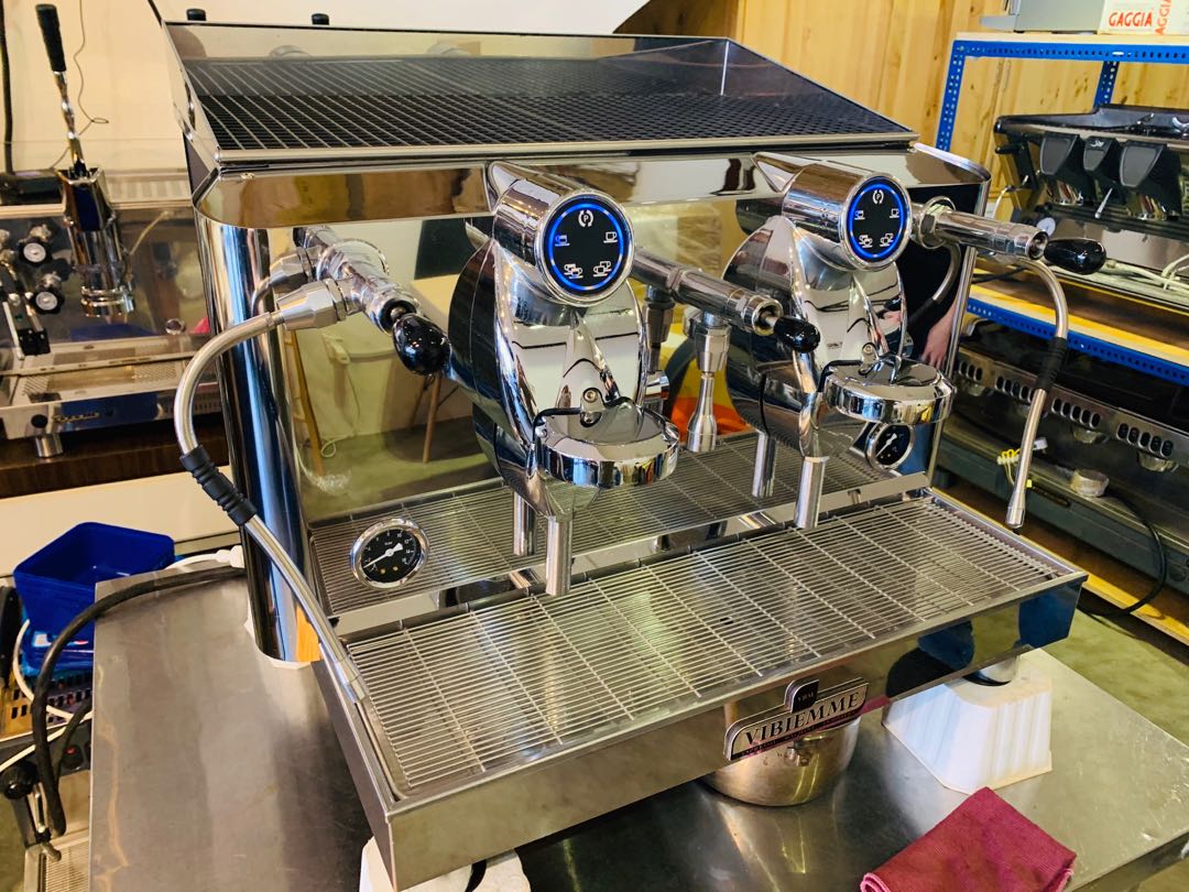 VBM LOLLO PROFFESSIONAL COFFEE MACHINE, TV & Home Appliances, Kitchen