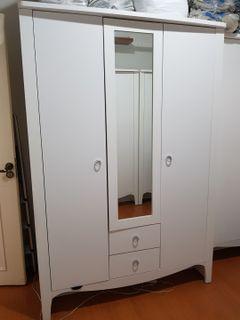 White Cabinet with mirror