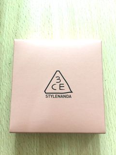 （分類：）位於 。 由 sellingthingssss 提交（商品編號 1022190085，圖片 1）。簡介： 。