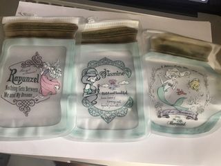 （分類：）位於 。 由 altheak 提交（商品編號 1022286982，圖片 1）。簡介： 。