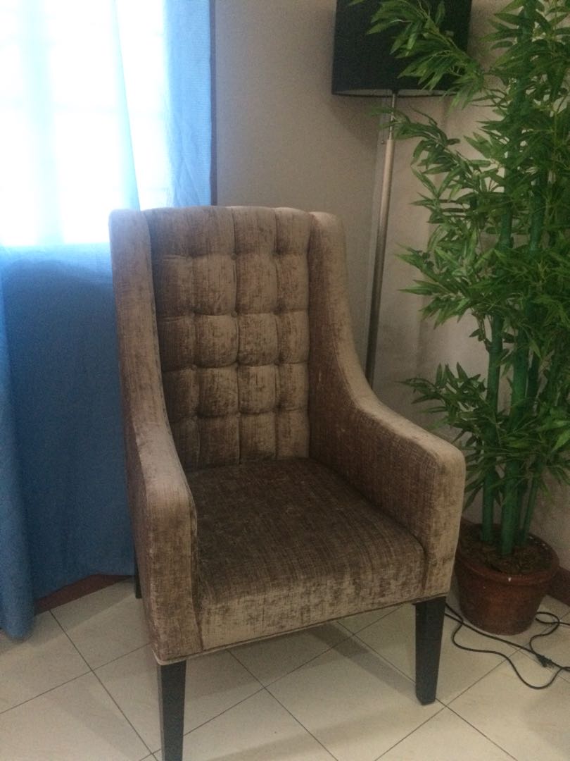 accent reading chair