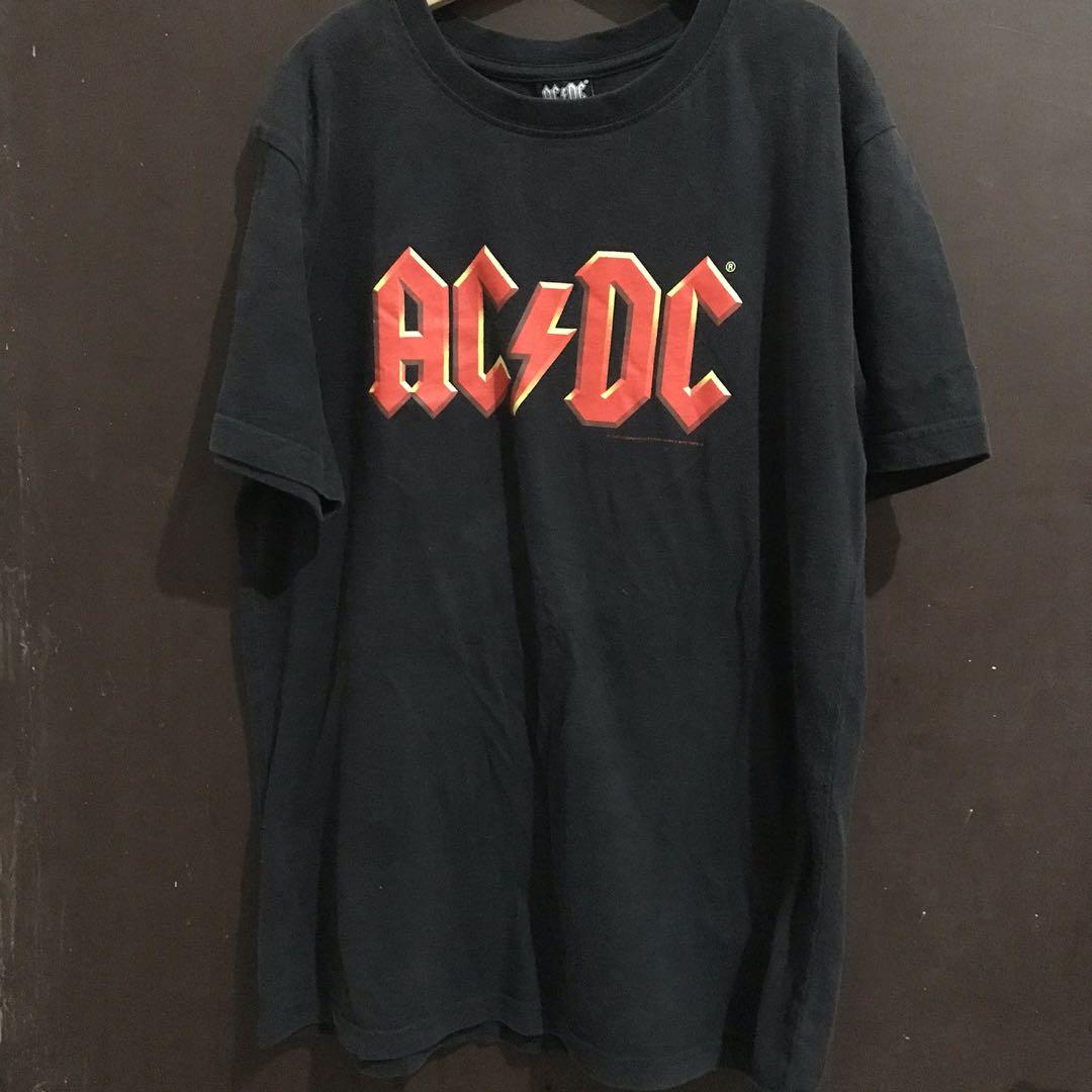 Acdc Kaos Original Fesyen Wanita Pakaian Wanita Atasan Di Carousell Kaos distro original bandung di agera grosir. acdc kaos original