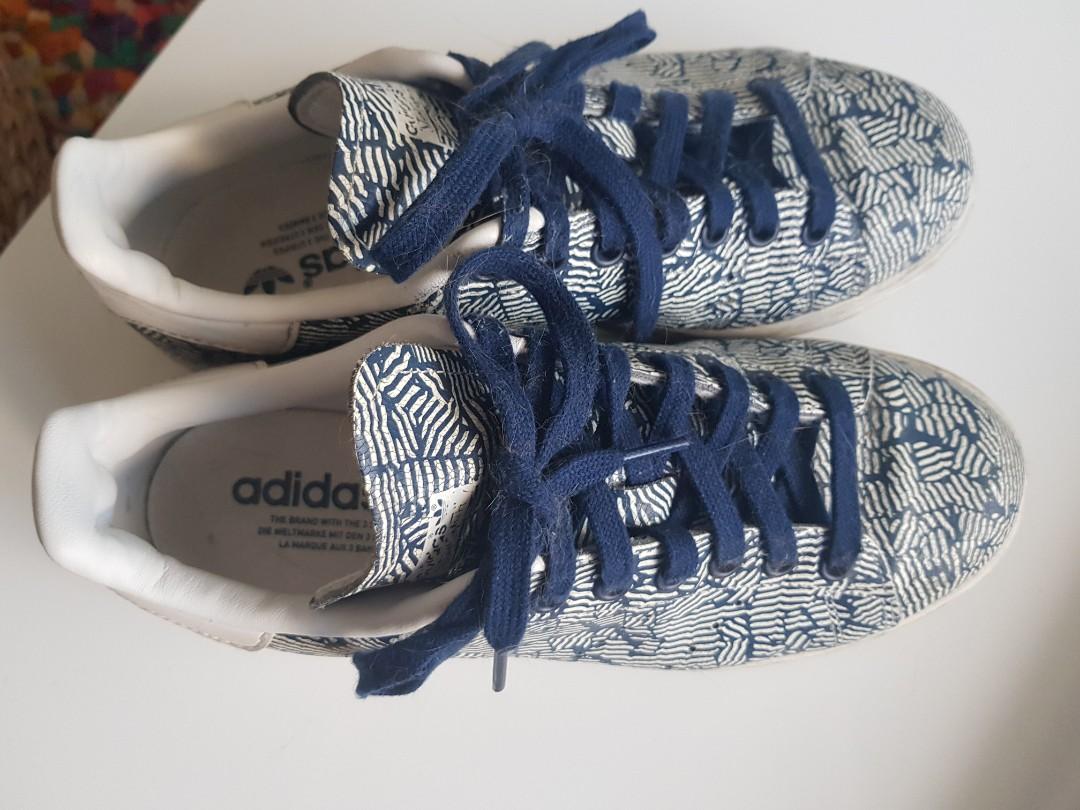 Adidas stan smith shop w cracked leather