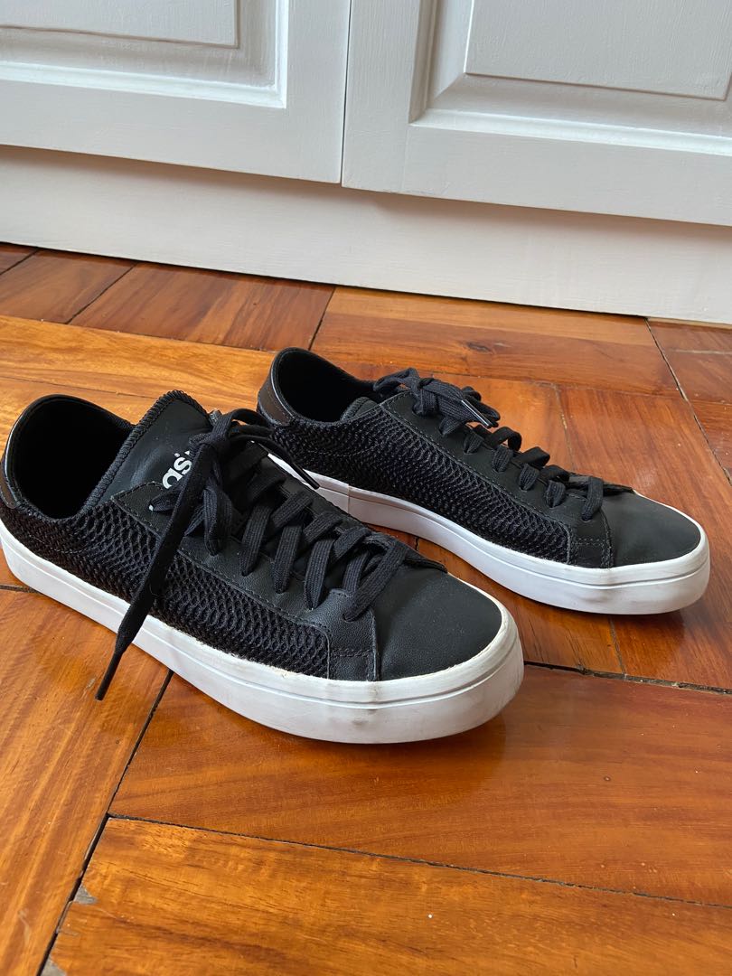 black adidas womens sneakers