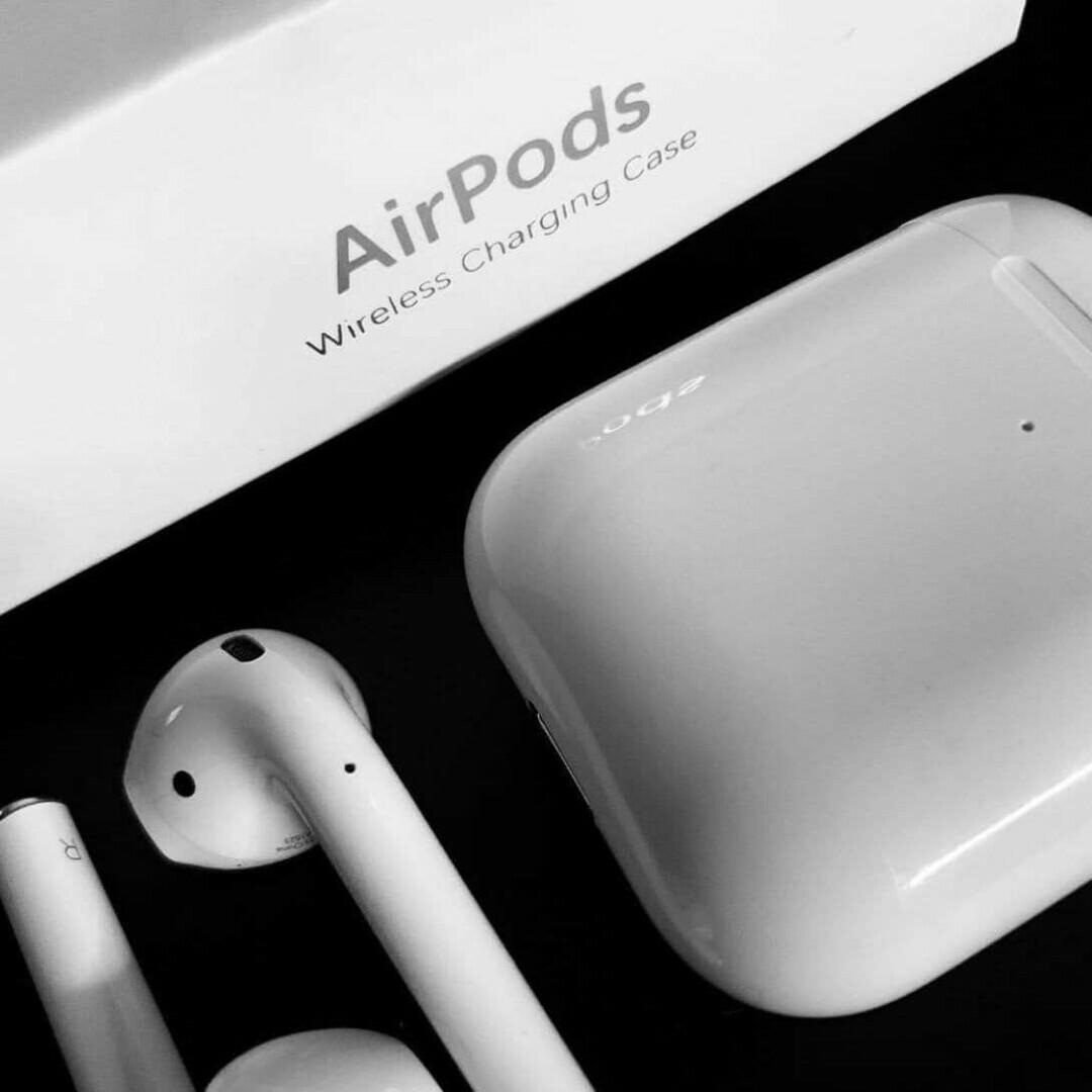 APPLE AIRPODS GEN 2 (Category: Portable Audio Accessories) located in Valenzuela. Submitted by aaronadana (Listing ID 1022141071, Image 2). Description: SUPPORT SMALL BUSINESS. HELP ME FUNDING MY TUITION FEE AS 2ND YEAR BS ARCHITECTURE. THANK YOU 😉 . SEND ME A MESSAGE FOR MORE DETAILS 😊.