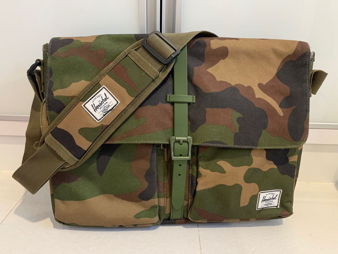 Authentic Camo Herschel Laptop Bag with strap, Everything Else on Carousell