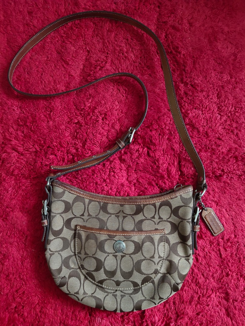 coach sling purse