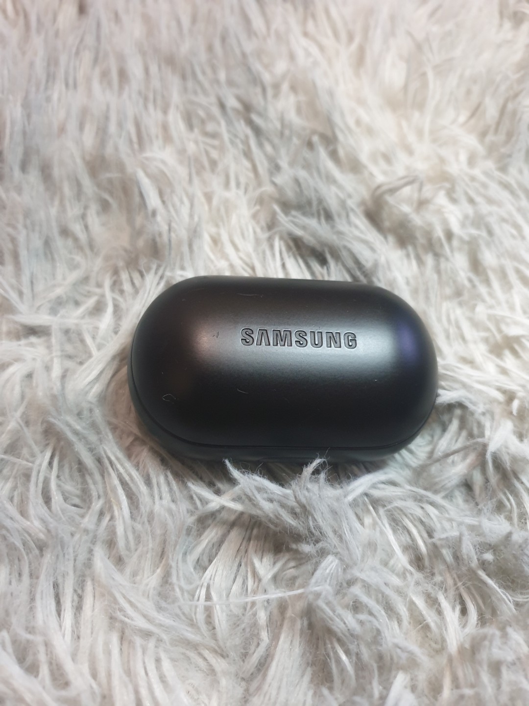 Authentic Samsung galaxy Buds