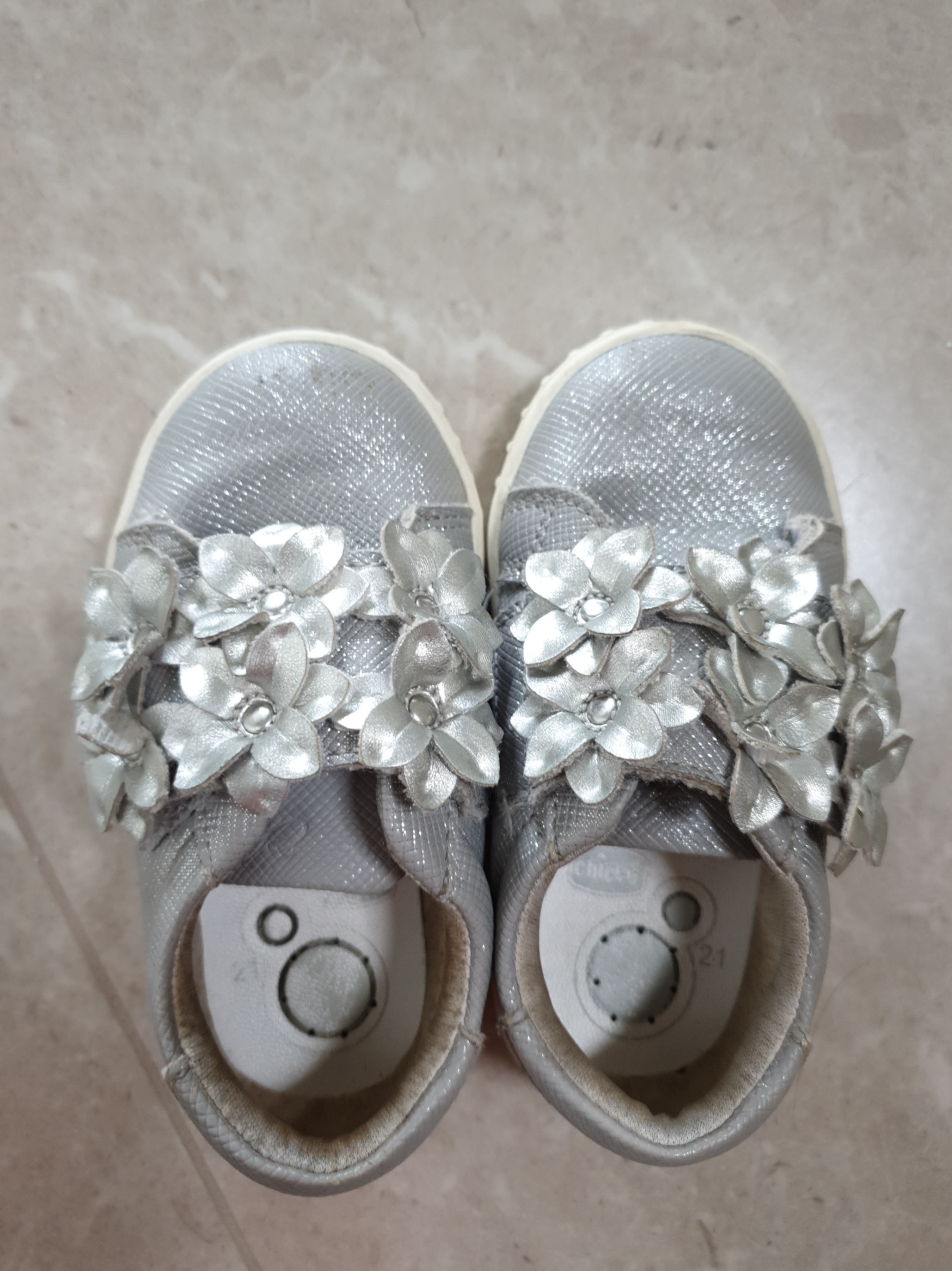 Baby Shoes - Silver Flowers, Babies 