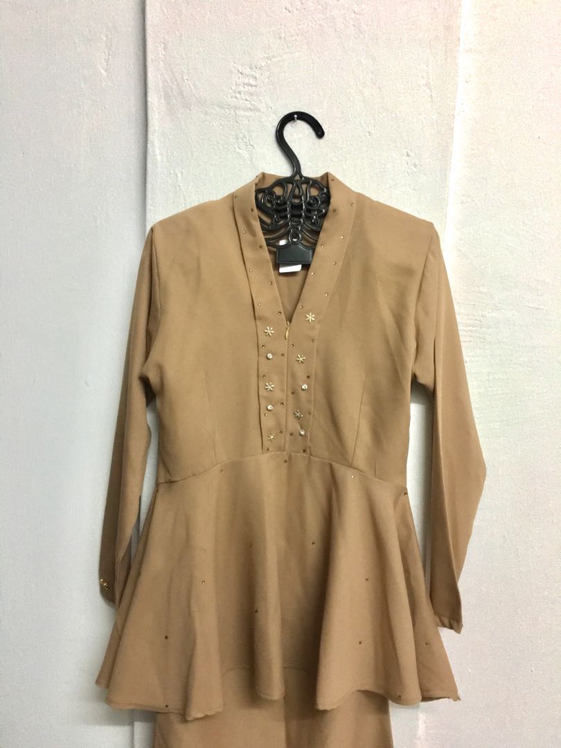 baju kebaya peplum