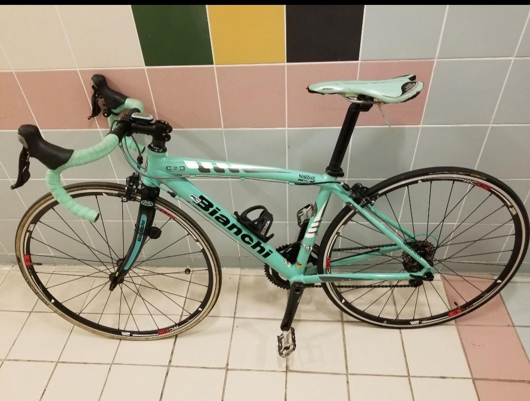 Bianchi C2c Via Nirone 7 運動產品 單車 Carousell Bianchi C2c Via Nirone 7 運動產品 單車 Carousell