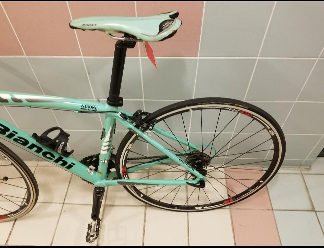 Bianchi C2c Via Nirone 7 運動產品 單車 Carousell Bianchi C2c Via Nirone 7 運動產品 單車 Carousell