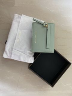 （分類：）位於 。 由 isabella20 提交（商品編號 1022163748，圖片 1）。簡介： 。