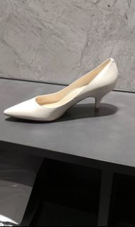 (Category: ) located in . Submitted by debbiemypreloved (Listing ID 1022264318, Image 1). Description: .