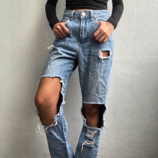 (Category: ) located in . Submitted by hookedonthelook (Listing ID 1022113907, Image 1). Description: .