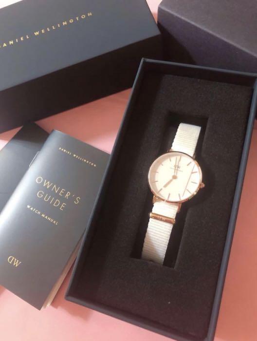 🈹全新Daniel Wellington CLASSIC PETITE DOVER 28mm玫瑰金錶扣、純白