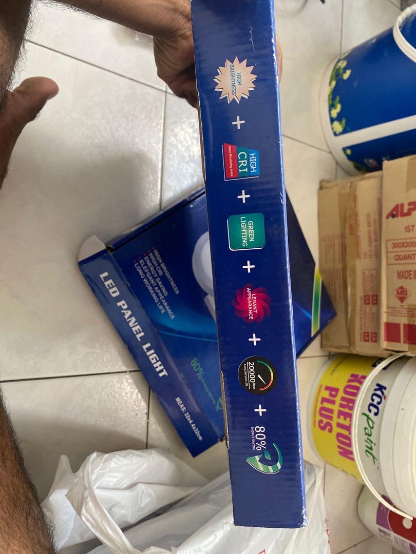 Down light (Category: Electrical, Lighting & Wiring) located in Banting. Submitted by sheelan22 (Listing ID 1022215046, Image 3). Description: Got 5 units new . Warm white colour. Big size super bright ..