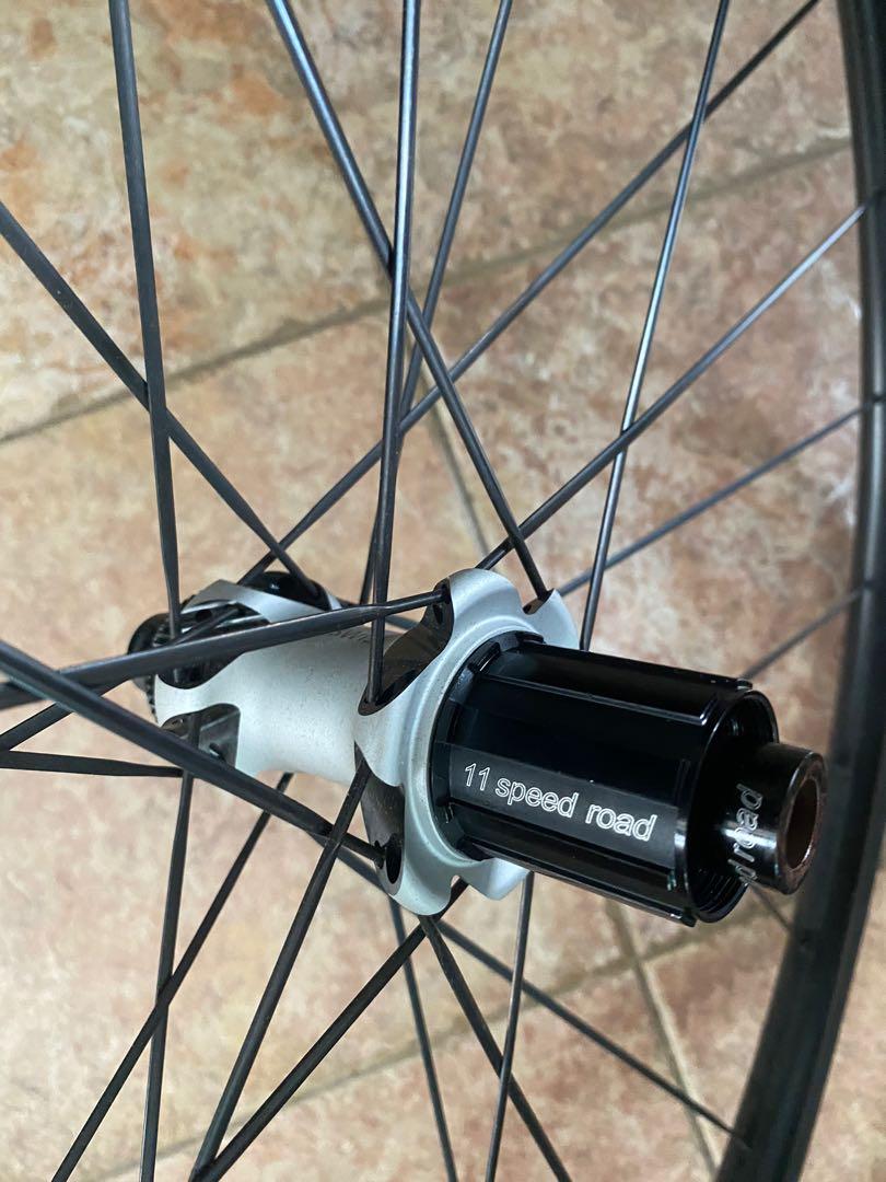 賜物 自転車館びーくるDT SWISS DT スイス ER 1600 Spline db 32