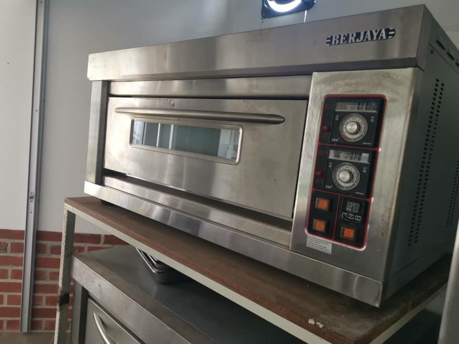 Oven berjaya second hand hotsell