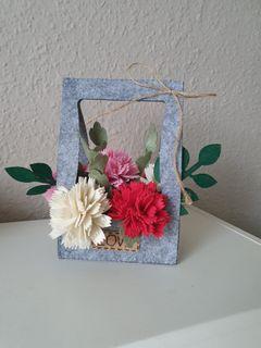 Felt Carnation Flowers Box