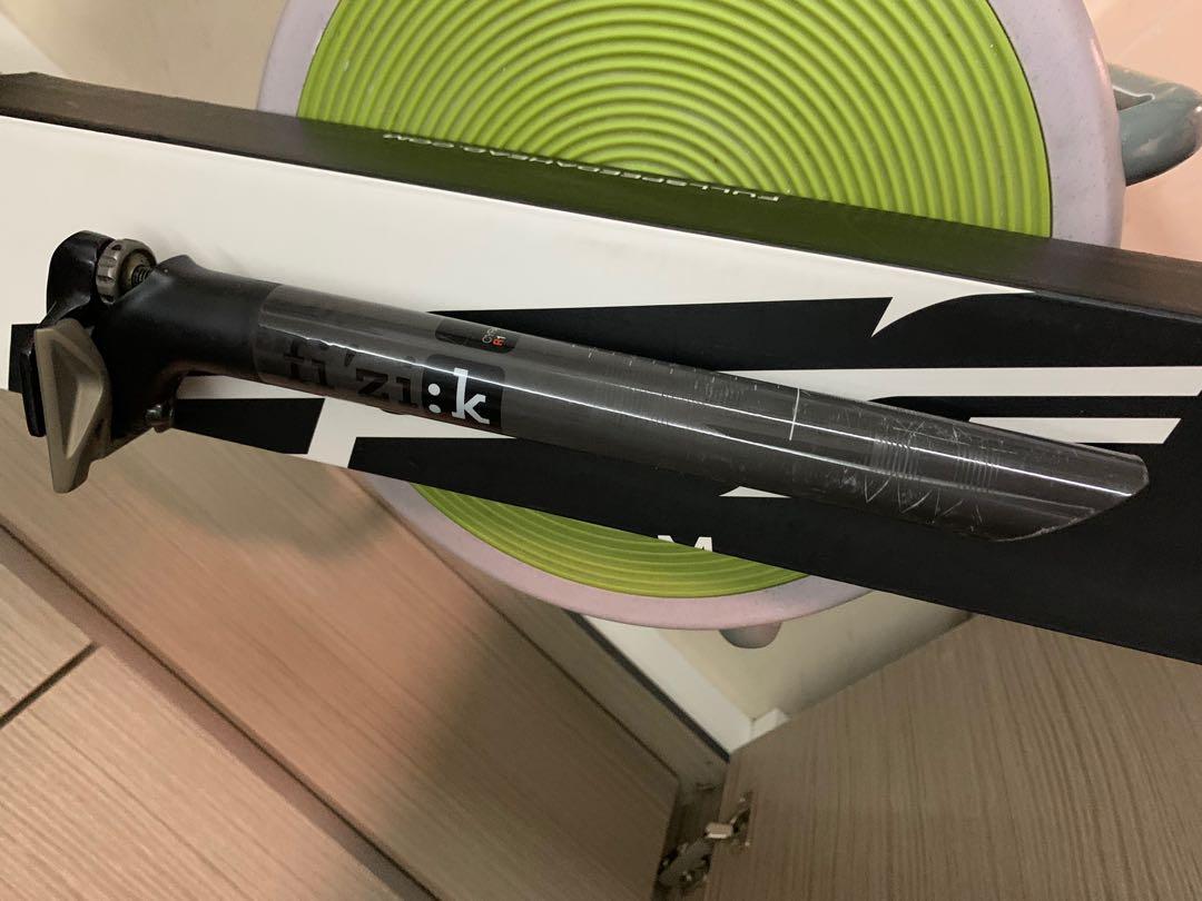 fizik cyrano r1 seatpost