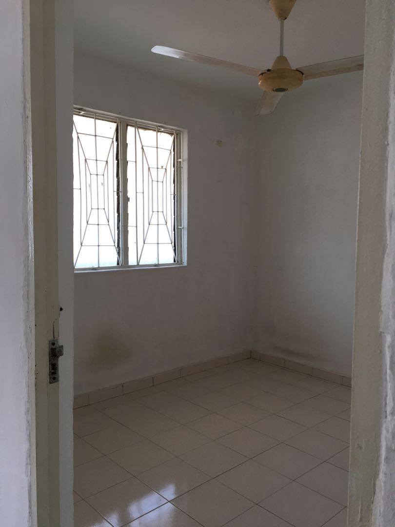 Flat Taman Ungku Tun Aminah Skudai Property Rentals On Carousell