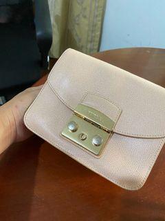 Furla Metropolis