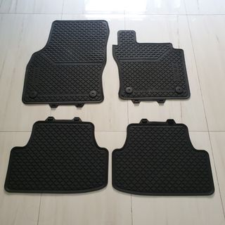 (Category: ) located in . Submitted by kleonglim (Listing ID 1022178615, Image 1). Description: .