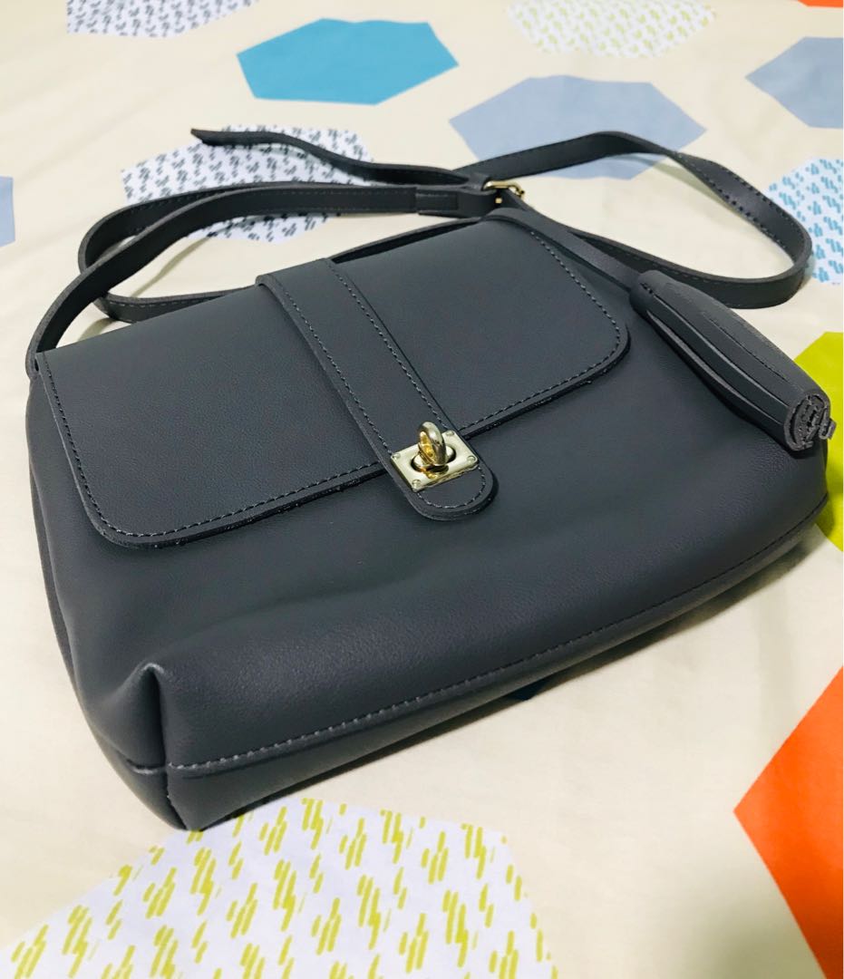 miniso sling bag