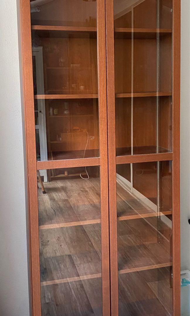 Ikea Bookcase With Glass Door, Bookshelves With Glass Doors Ikea